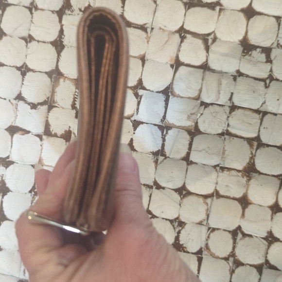 Michael Kors Bronze Leather wallet - Picture 4 of 14